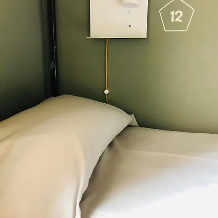 Casa Conte Rosso Auberge de jeunesse *