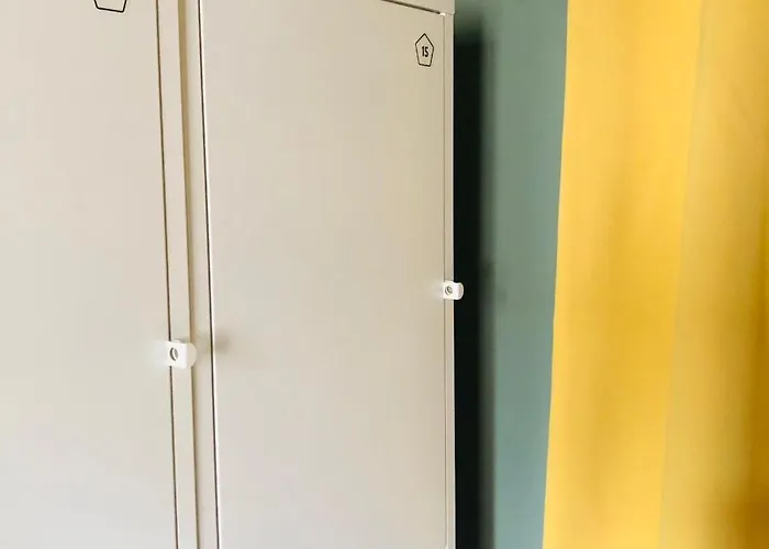 Casa Conte Rosso אכסניה אביליאנה