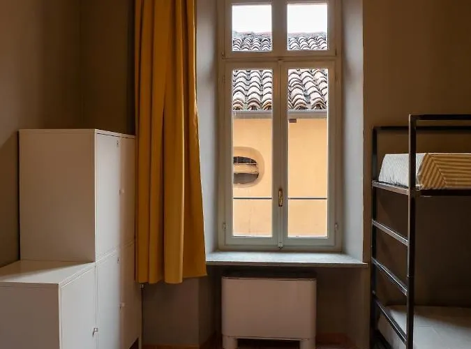 Casa Conte Rosso אכסניה